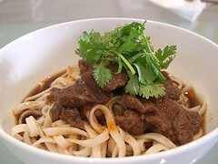 beef and noodles Easy Beef And Noodles Recipe