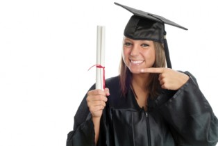 college cheap graduation party