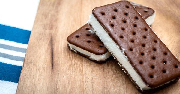 Easy Homemade Ice Cream Sandwiches Recipe