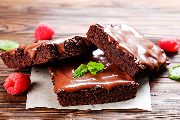 This easy homemade fudge brownie mix makes delicious and easy homemade brownies you can make using ingredients you already have at home! The kids love them and we also often make them as a special thank you gift when someone does something nice for us and we want to let them know how much we appreciate it!