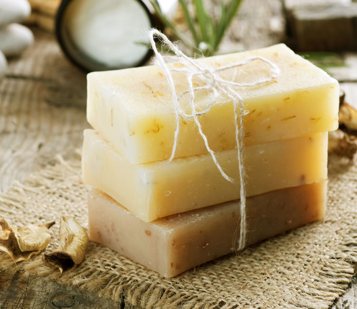 You can make homemade soap easily in your own home in just a few short minutes and you don’t need to be afraid to use lye! This How To Make Soap For Beginners e-course makes it easy!