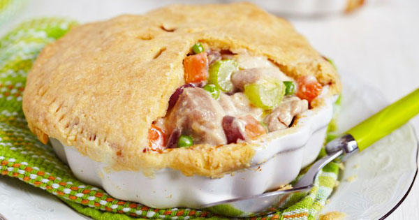 Easy Chicken or Turkey Pot Pie Recipe