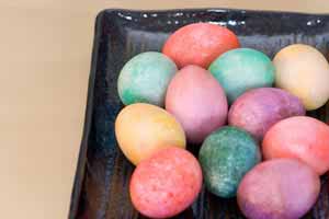 speckled-eggs dying Easter eggs - speckled eggs