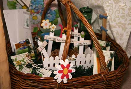 homemade-gift-basket Inexpensive Homemade Gift Basket