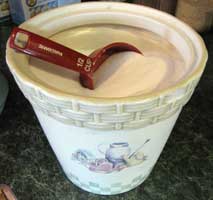 Store measuring cups in your flour and sugar