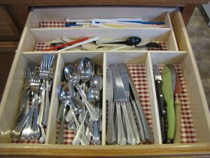 How to Organize a Utensil Drawer