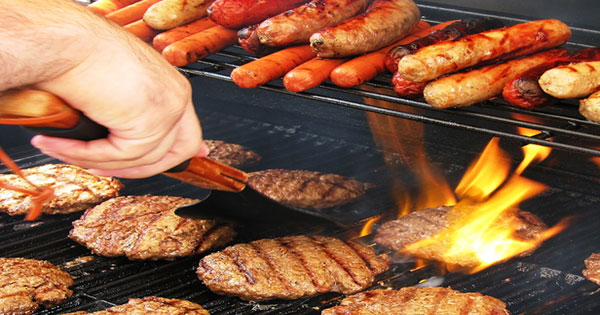 10 Ways to Serve Grilled Hot Dogs Recipe