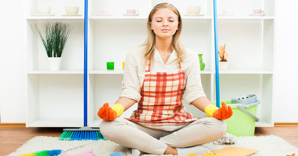 How To Reduce Holiday Cleaning Stress