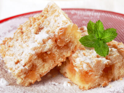 This super easy apple spice cake recipe makes a delicious spice cake perfect for get-togethers or sharing around the family table!