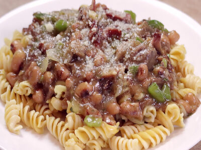This delightful beef and bacon pasta recipe is a refreshing twist on typical beef dinners that is sure to satisfy your family's taste buds! If you're in search of something new to add to your go-to meals, this is a must-try. It makes a hearty and delicious comfort food meal that husbands and kids will love!