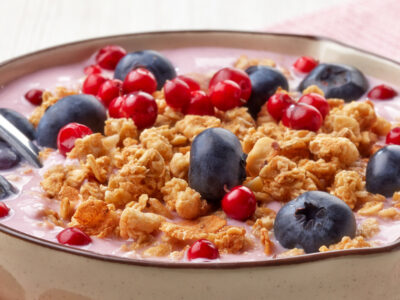 It can be a challenge to get kids to eat, but here are 50 breakfast and snack ideas that are sure to give plenty of options for picky eaters!