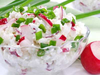 This quick and easy cottage cheese salad recipe is a tasty and colorful way to enjoy a delicious savory salad you can easily make in minutes!