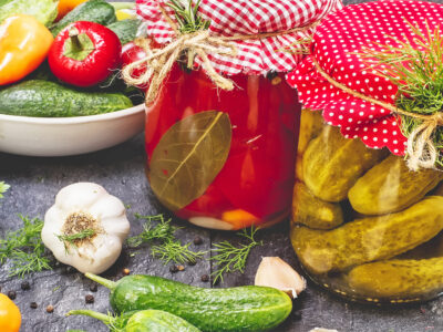 This easy homemade garlic pickles recipe is a tasty way to use garden produce. These homemade pickles are super yummy and anyone can make them!