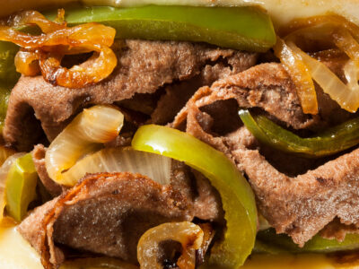 This easy pepper steak recipe makes a tasty home cooked meal! Savory and delicious, you can serve it over rice or noodles, add an easy vegetable and you will have a simple no-fuss dinner with only 10 minutes' prep time!