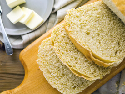 This easy sourdough bread recipe makes it simple to have delicious sourdough bread anytime! This recipe is perfect for beginners and yields a deliciously tangy and crusty loaf. Use the sourdough starter again and again to make it easy to enjoy delicious sourdough bread anytime!