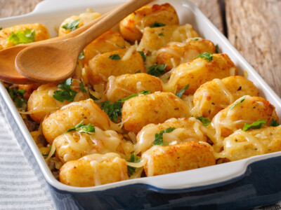 This easy tater tot casserole recipe is a delicious meal that families with kids really love! Just 5 minutes prep time and super easy!