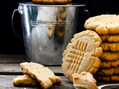 This old fashioned peanut butter cookies recipe is the homemade cookies recipe my great grandma and grandma made! These cookies are super delicious and easy to make. Your family will love them!