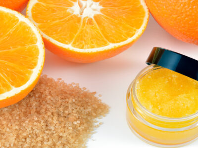 Do you ever struggle with dry lips? This homemade lip exfoliator recipe is an easy way to make homemade exfoliator that renews your lips fast!