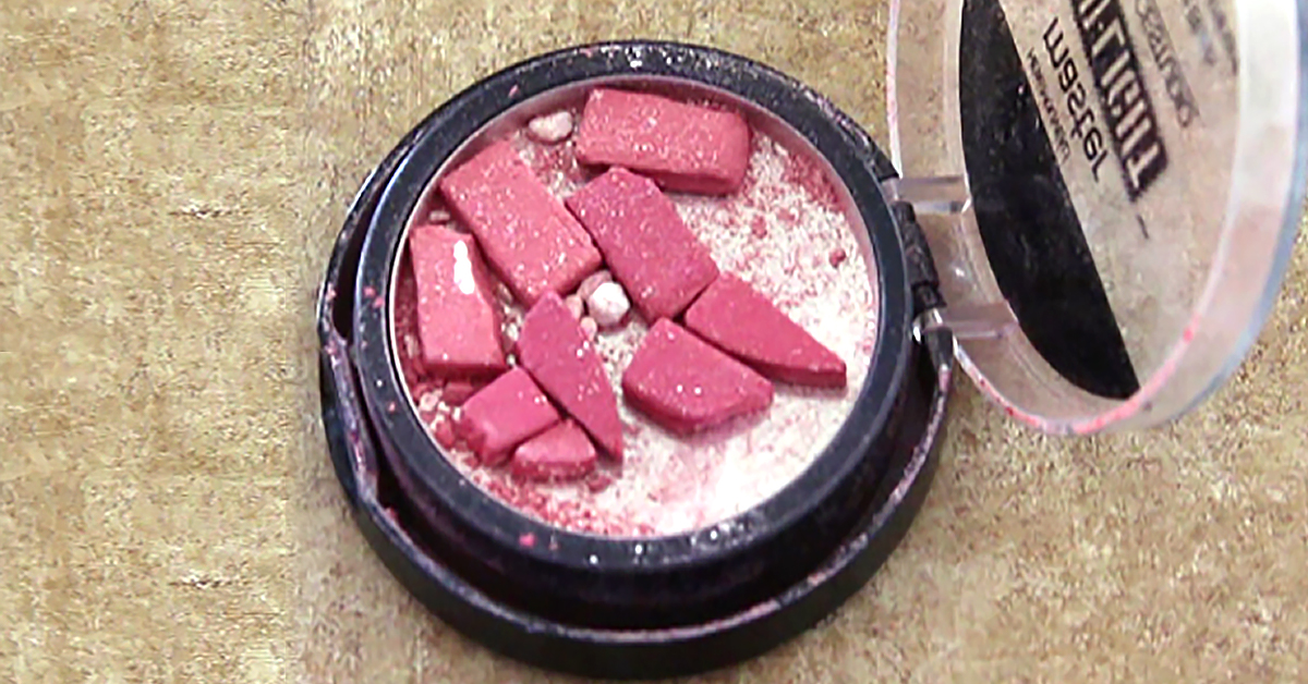 How To Fix Broken Makeup Quick And Easy Step By Step Instructions